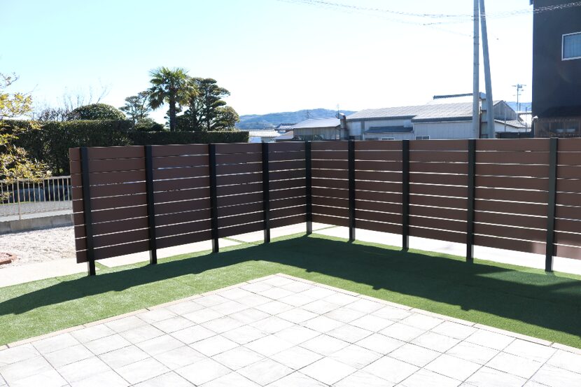 松江市 外構リフォーム プライバシーを守る目隠しフェンス設置