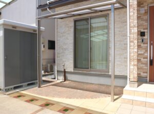 松江市 外構工事 物置とおしゃれな舗装材を組み合わせた庭