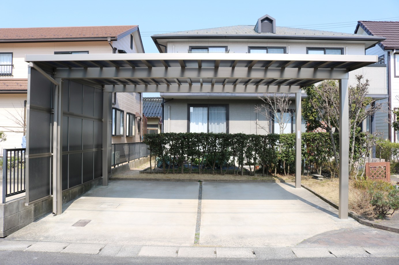 松江市で施工したソルディーポートのカーポート